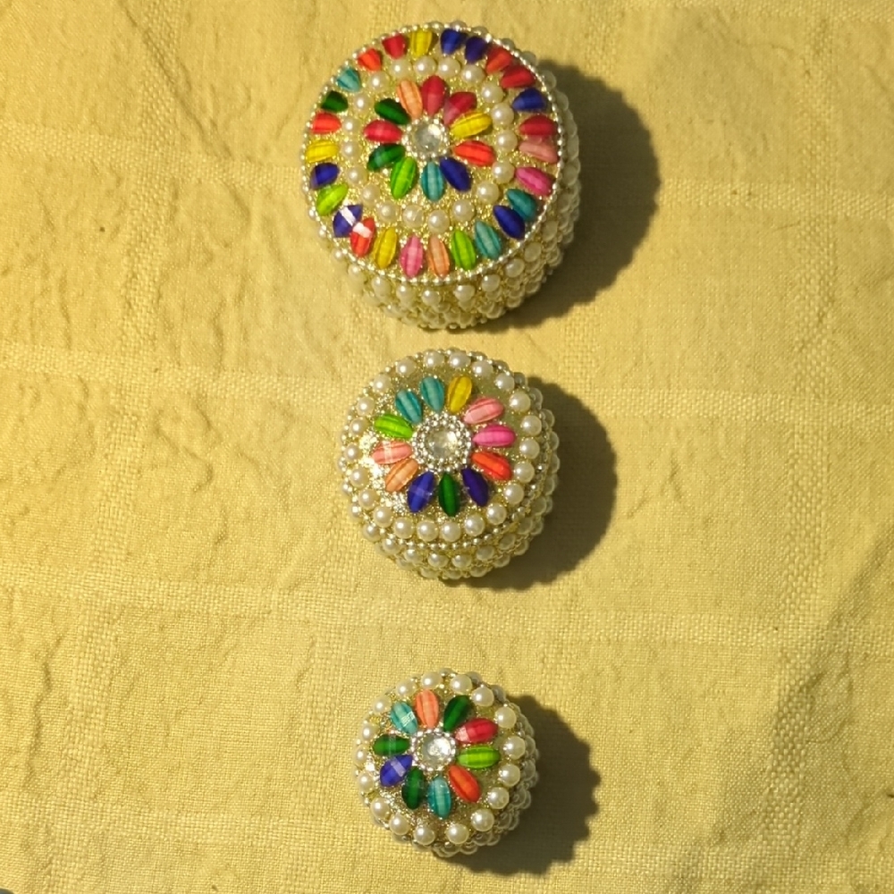 Vintage Colorful Trinket Jewelry Set with Pearl Details NOW ONLY $20